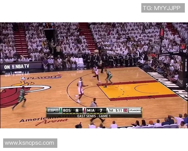 詹姆斯强势扣篮助热火逆转凯尔特人精彩对决回顾