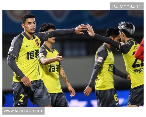 广州篮球队个人能力揭秘:明星球员的成长与技战术分析 广州篮球队个人能力揭秘:明星球员的成长与技战术分析