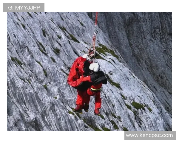 成都攀岩队耐力之争引发热议探讨攀岩运动的未来发展与挑战