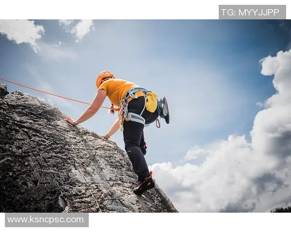 攀岩热潮下北京攀岩队个人能力的蜕变与提升探讨