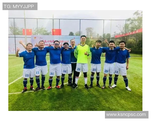 南京足球队团队协作能力显著提升荣获全国足球团队协作排名新高